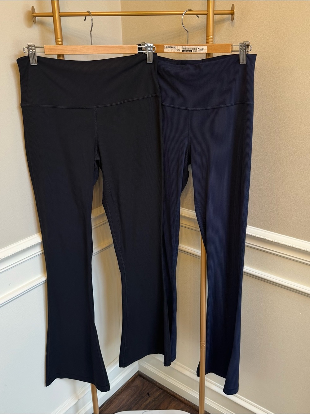 Set of 2 lululemon Align High-Rise
Ribbed Mini-Flared Pant
Regular Navy & Black